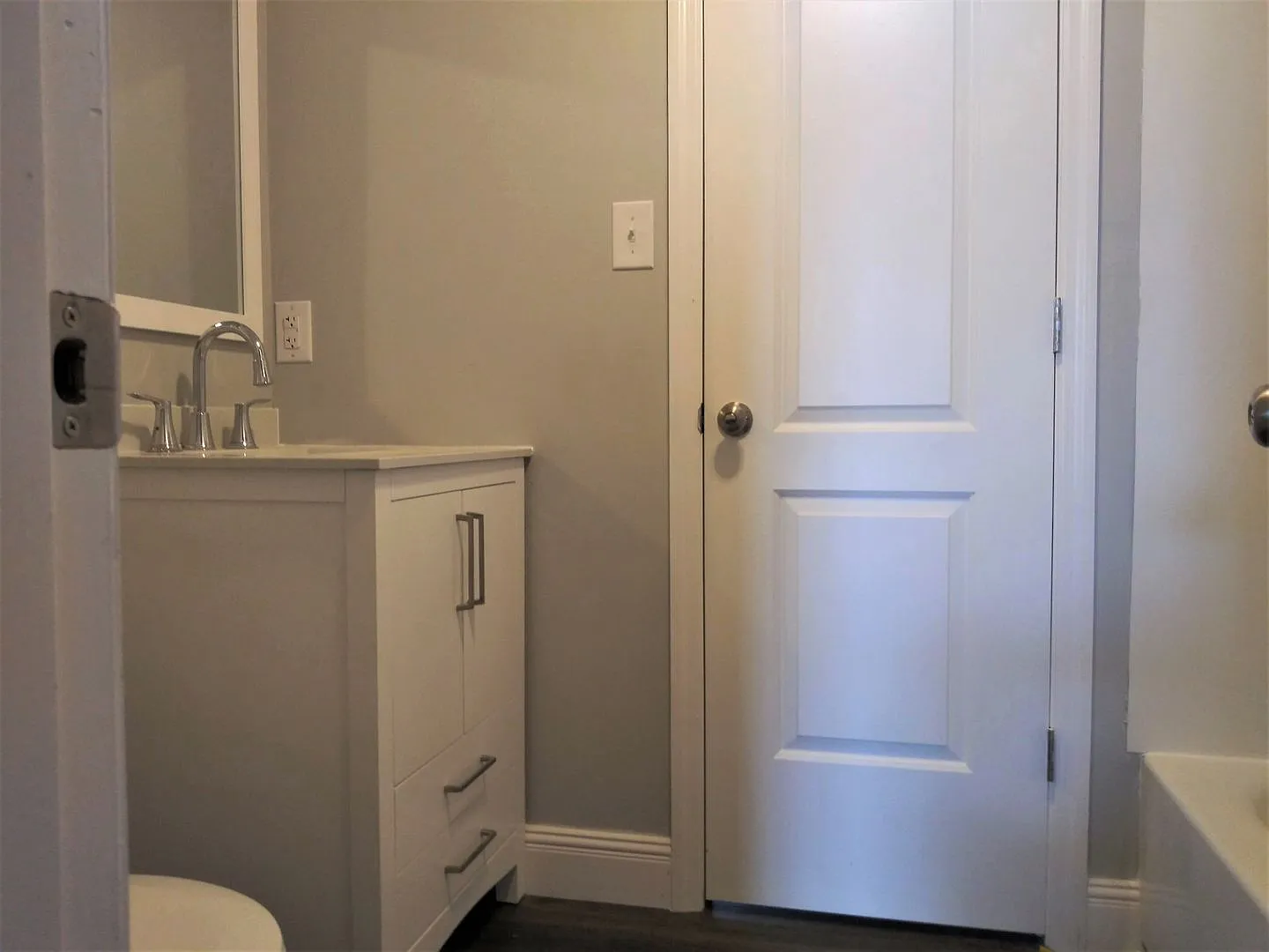 Morgan Ave Apartments — Photo 4