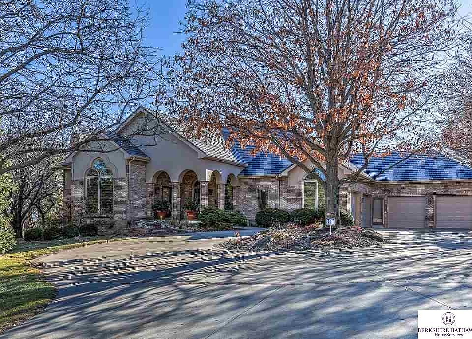 1st image of 13303 Eagle Run Dr