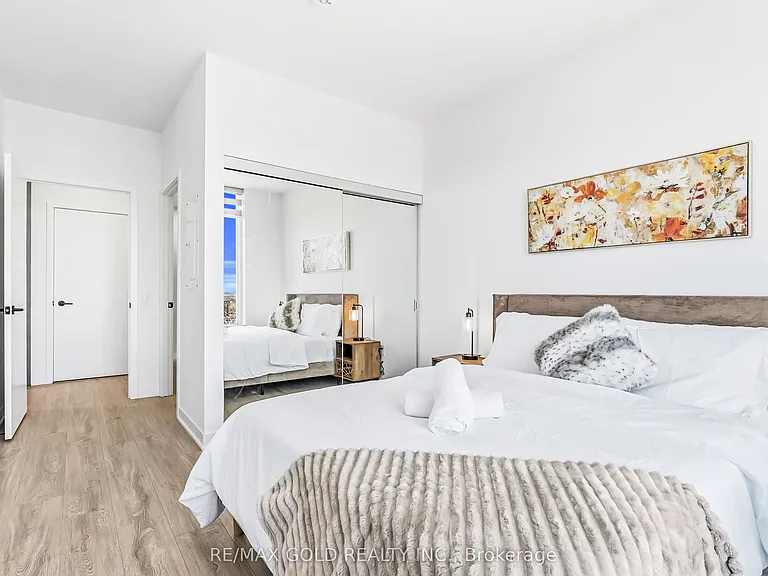 2495 Eglinton Ave W #2709 — Photo 18