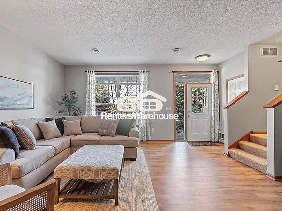 4th image of 4940 Underwood Ln #C