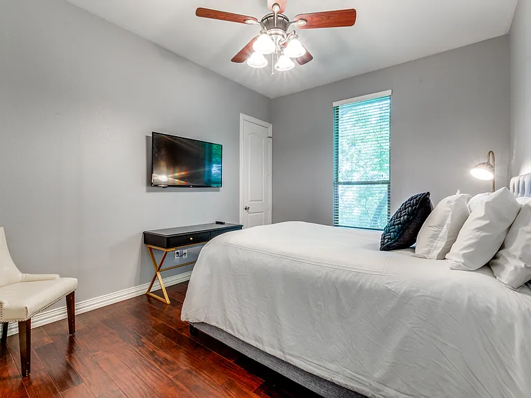 2608 N Garrett Ave #B — Photo 19