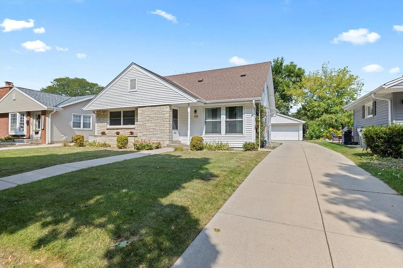 5404 West Cleveland AVENUE photo 1
