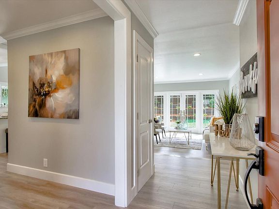 3rd image of 2844 Ivy Estates Ct