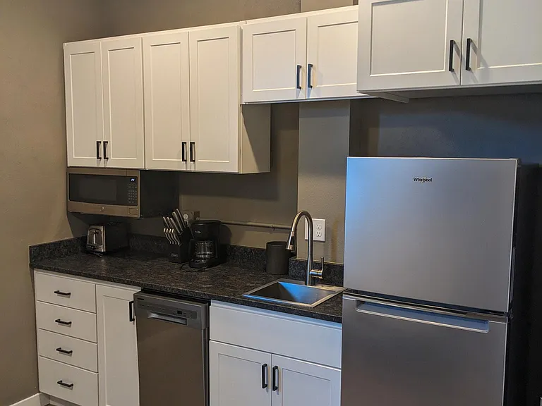 6879 Sun Ct SE — Photo 16