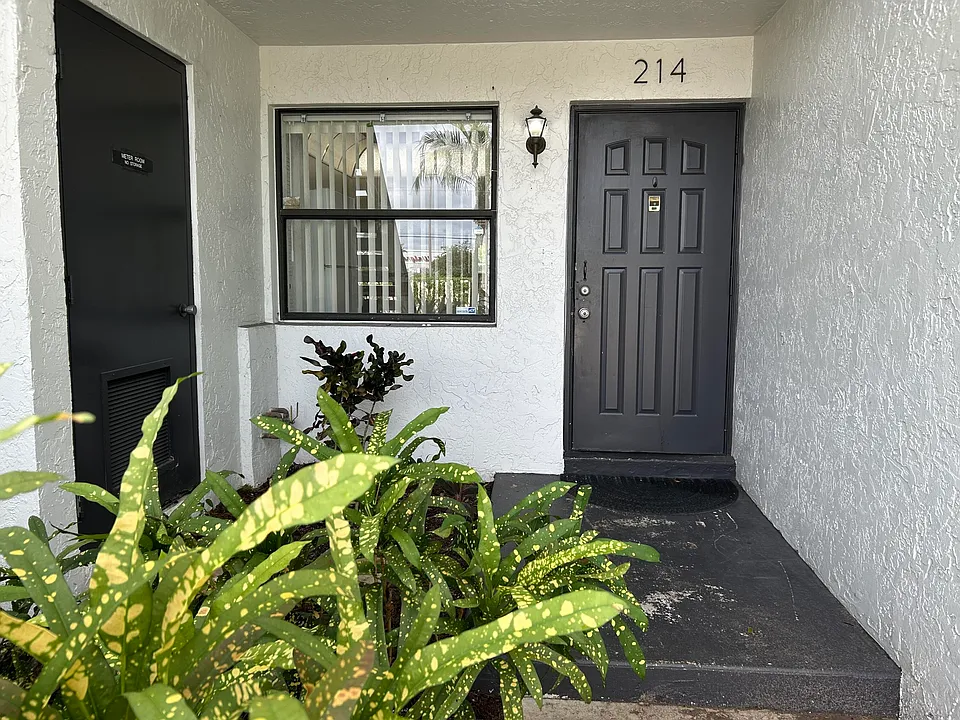 1284 S Military Trl #214