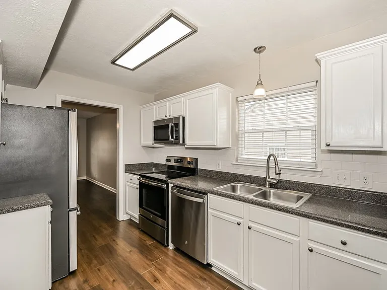 1120 Sima Shabat Ct — Photo 7