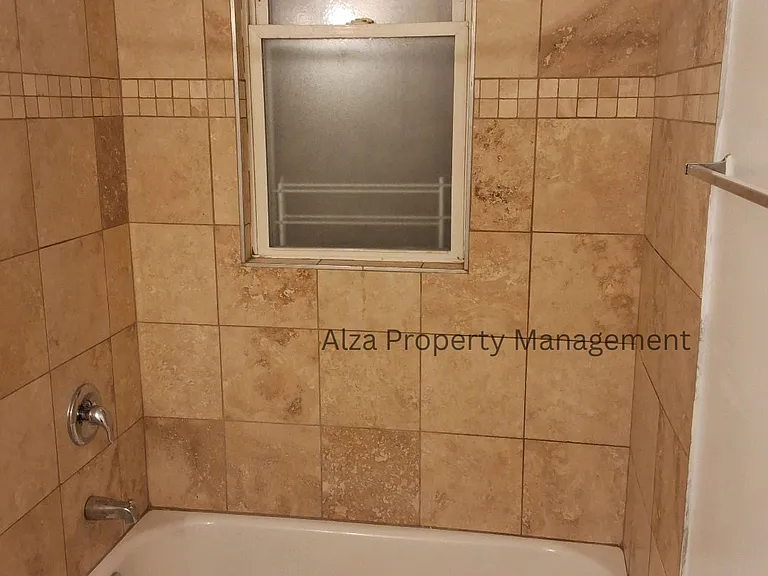 5448 W Quincy St — Photo 8