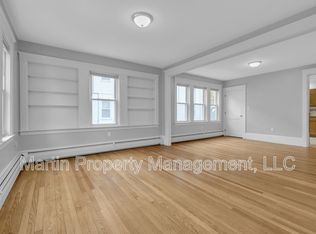 6 Stirling St FLOOR 1, Andover, MA 01810