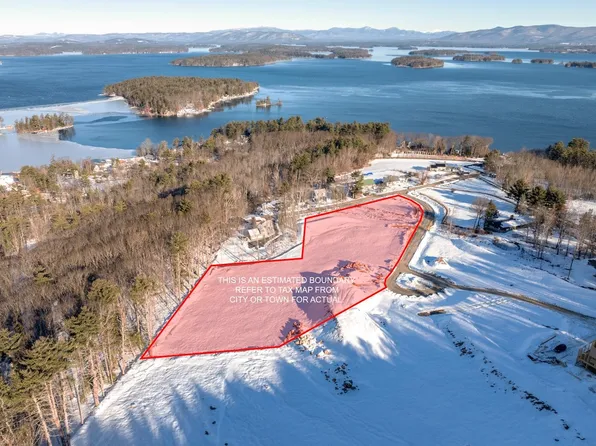 15 Sundown Circle, Gilford, NH 03249