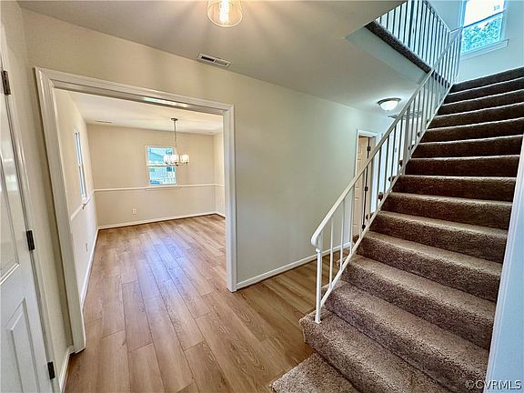 3rd image of 2813 Magnus Ln