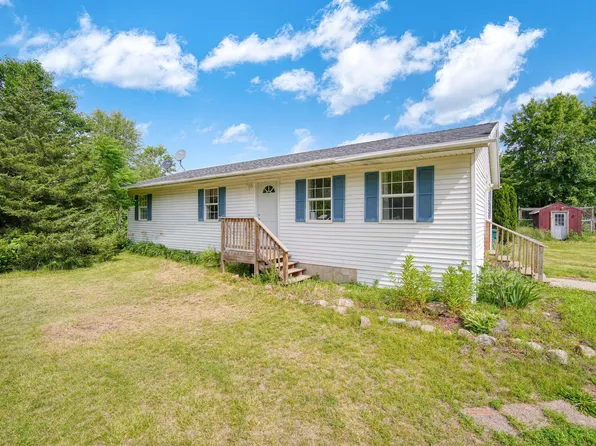 26849 Q Dr N, Albion, MI 49224