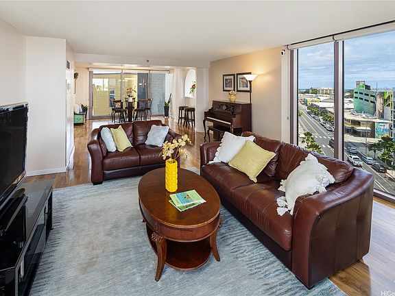 2nd image of 415 South St APT 601