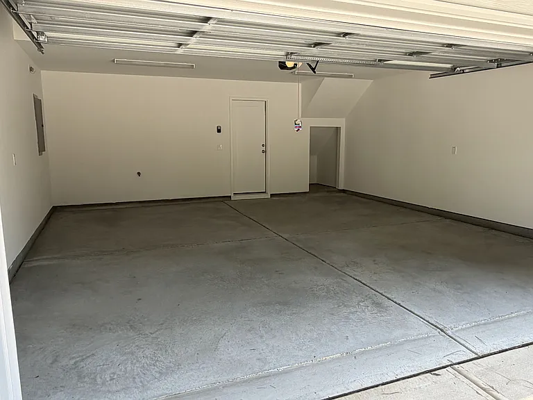 2704 Kempthorne Rd — Photo 12