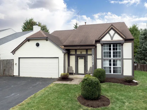 3242 Gresham Ln E, Aurora, IL 60504