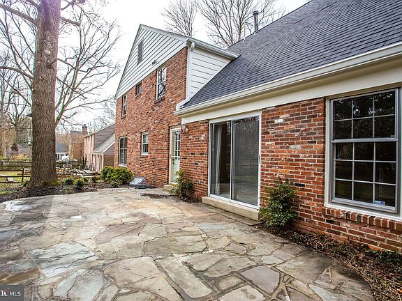 4th image of 11309 Farmland Dr