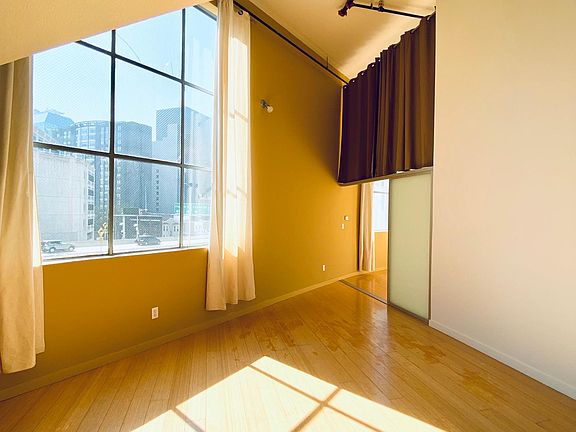 5th image of 88 Guy Pl APT 201