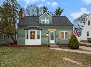 831 Edna St SE, Grand Rapids, MI 49507
