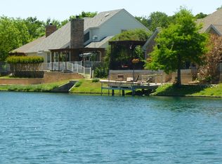 4743 Oak Club Dr, Arlington, TX 76017