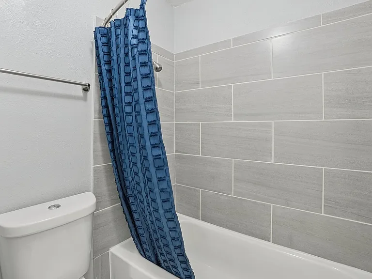 Don't Miss Out Biltmore Homes Leasing Fast — Photo 31
