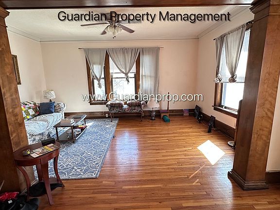 3rd image of 2882 Humboldt Ave S APT 201
