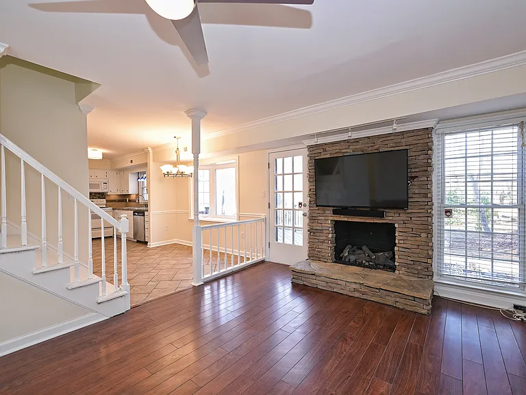 707 Riverwood Rd — Photo 7