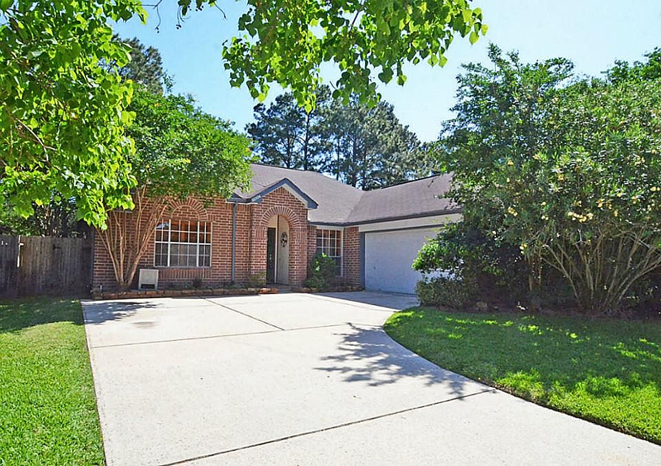1st image of 22326 Hollybranch Dr