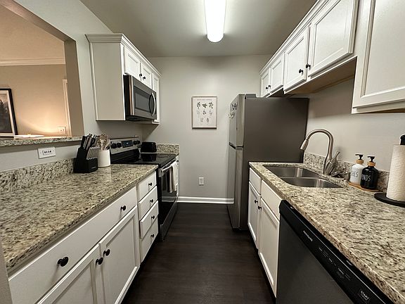 2nd image of 2308 Myron Dr APT 3