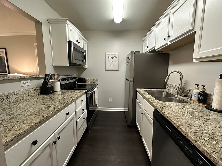 2308 Myron Dr #3 — Photo 2