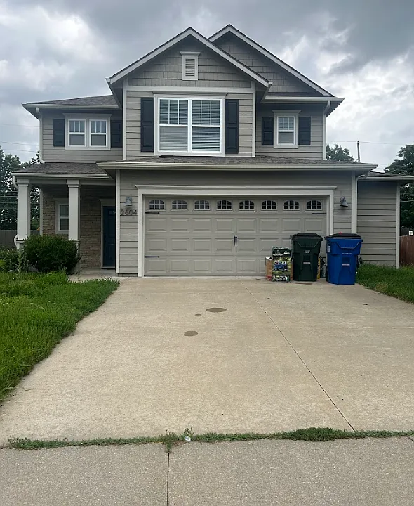 2604 Lazy Brook Ln