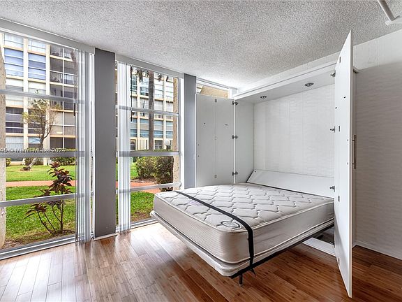 4th image of 851 Three Islands Blvd APT 114