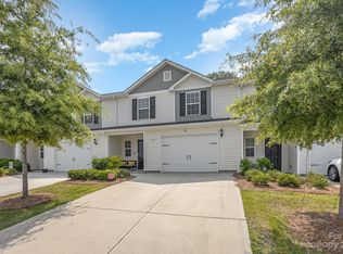 3201 Ellingford Rd, Charlotte, NC 28214