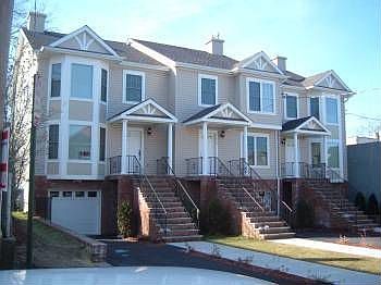 1st image of 514 S 11th Ave