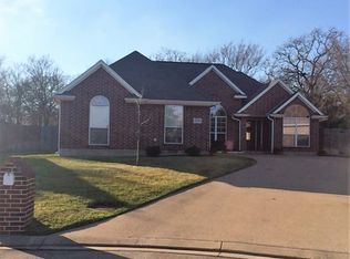 4200 Conway Ct, College Station, TX 77845