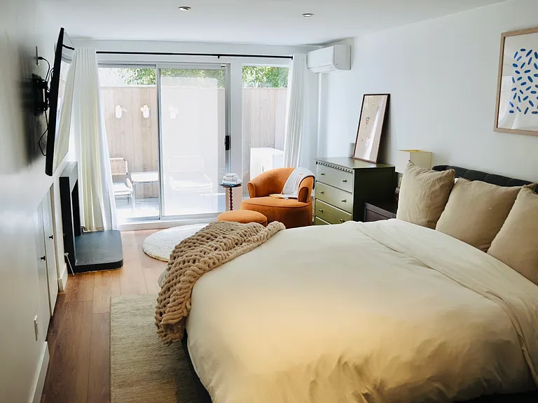 3422 Schooner Ave #8 — Photo 4