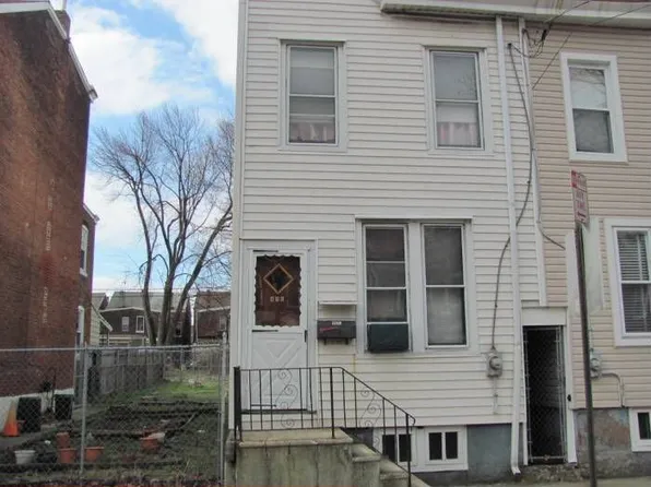 415 Stuyvesant Ave, Trenton, NJ 08618