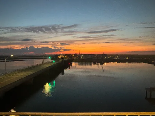 9511 Sunset Dr #401, Stone Harbor, NJ 08247