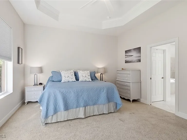 11225 Lithgow Ln — Photo 15