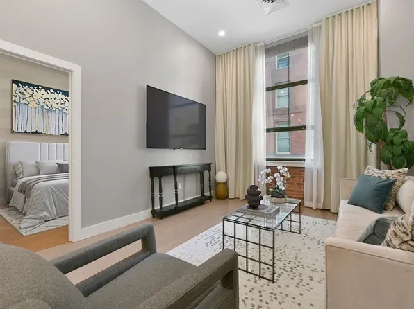 121 Portland St Unit 202, Boston, MA 02114