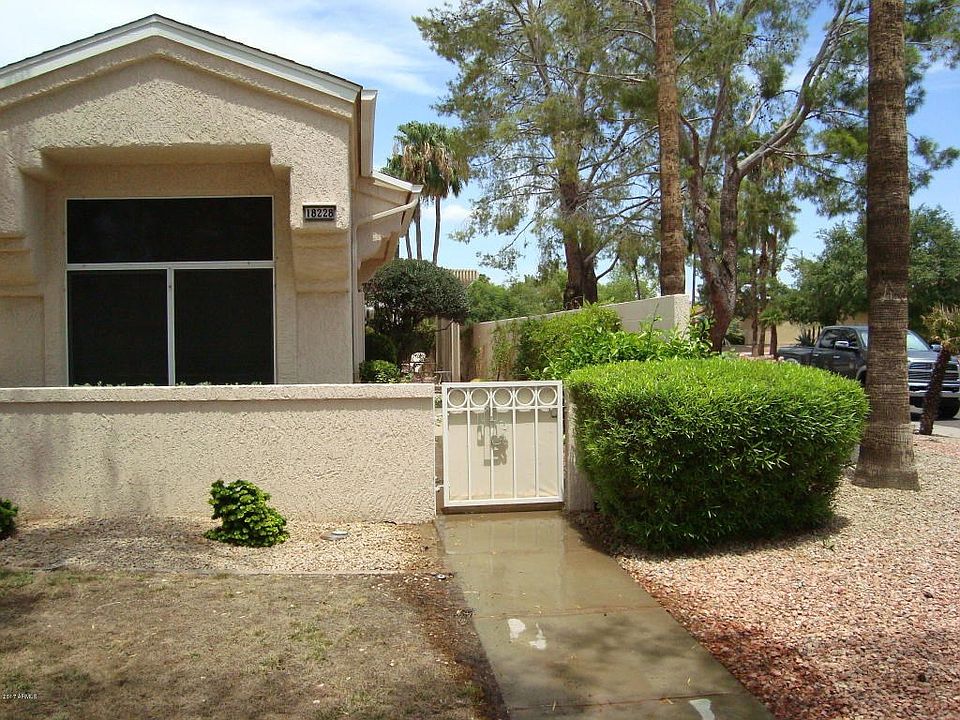 1st image of 18228 N 136th Ave