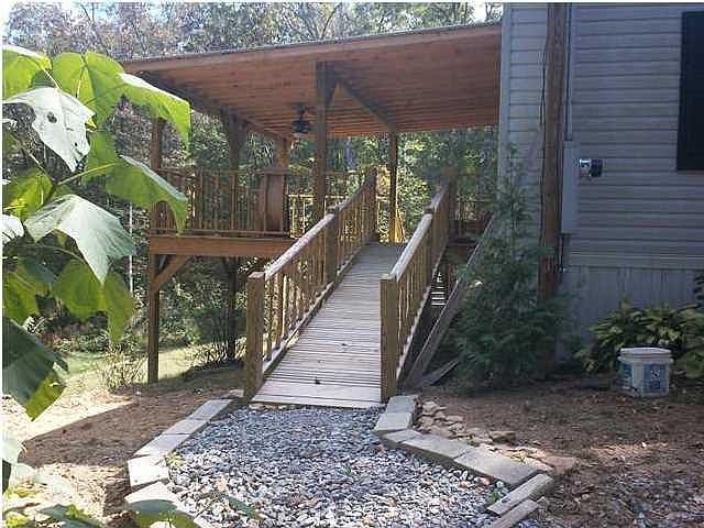 1st image of 125 Holly Dr