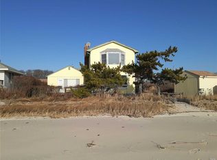 2 Shore Rd, East Patchogue, NY 11772