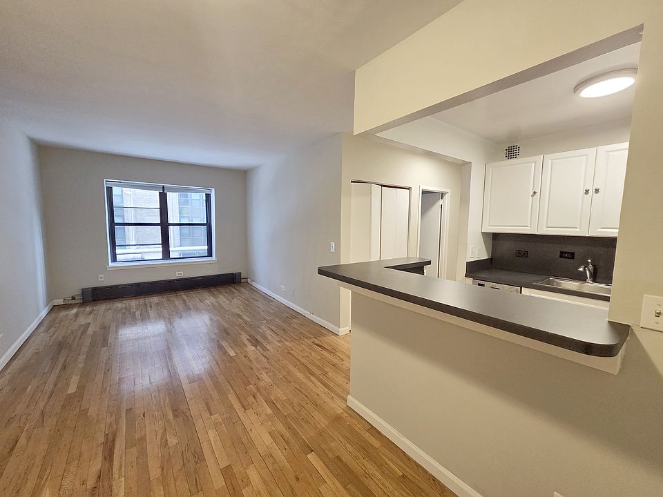 1st image of 255 W 51st St APT 2B