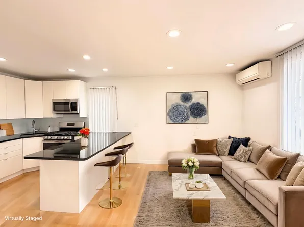 7027 65th St #2, Glendale, NY 11385