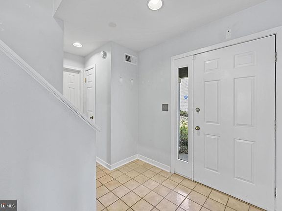 5th image of 1561 Ritchie Ln
