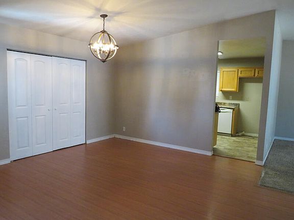 5th image of 745 Cameron Way