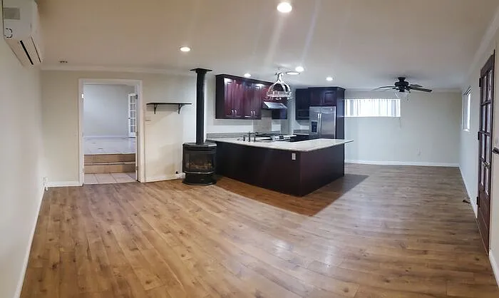 4490 Pomona Ave #B — Photo 4