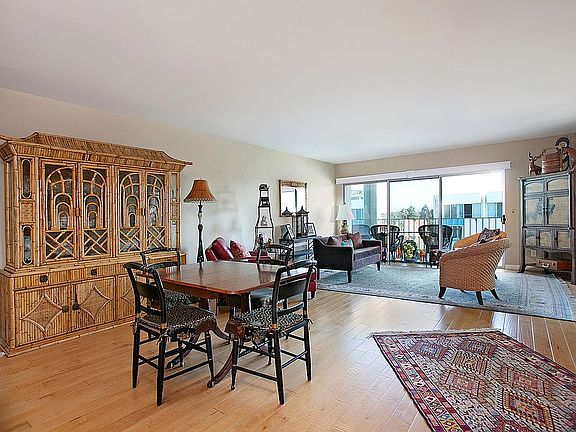5th image of 2620 2nd Ave 11a #11A