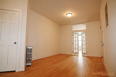 Rented by aptsandlofts.com