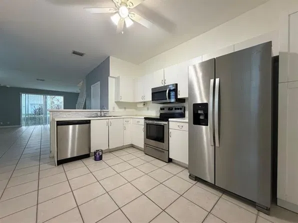 3947 San Simeon Ln #Th, Fort Lauderdale, FL 33331
