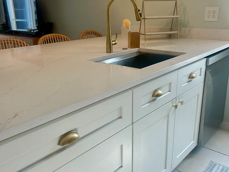 Beautiful Kitchen Island
All Kitchenware (blender, toaster, coffeepot, indoor and outdoor server ware)